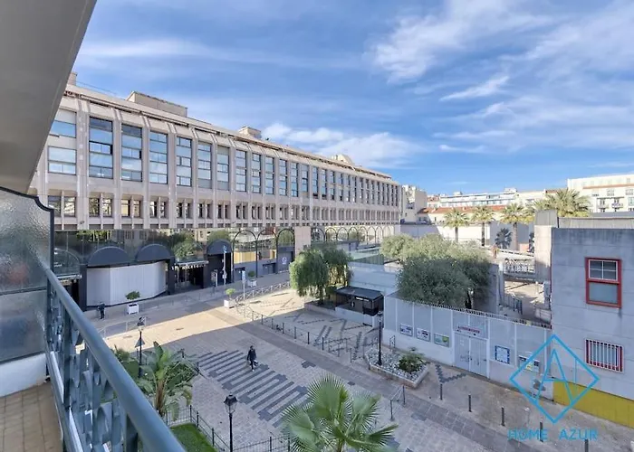 New Luxurious Apartment - Jean Medecin